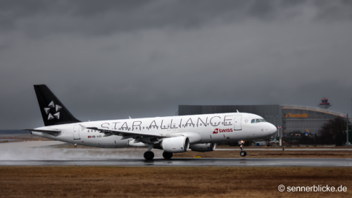 Swiss A320-214 
