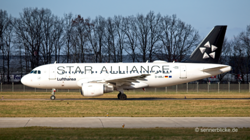 Star Alliance A319-100 auf dem Taxiway
