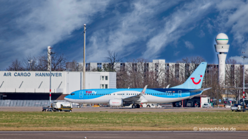 TUIfly B737-8K5 (D-ATUO)