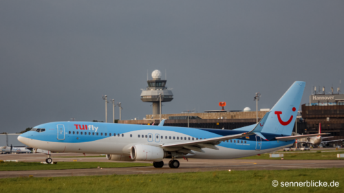 TuiFly B737-800