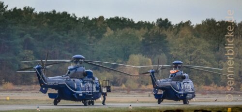 2 Super Puma auf dem Taxiway